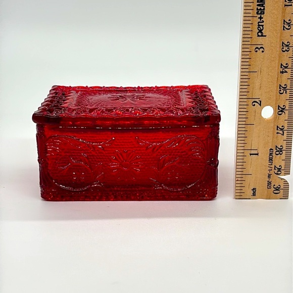 Indiana Glass Ruby Red Amberina Glass Trinket Box - Picture 8 of 12